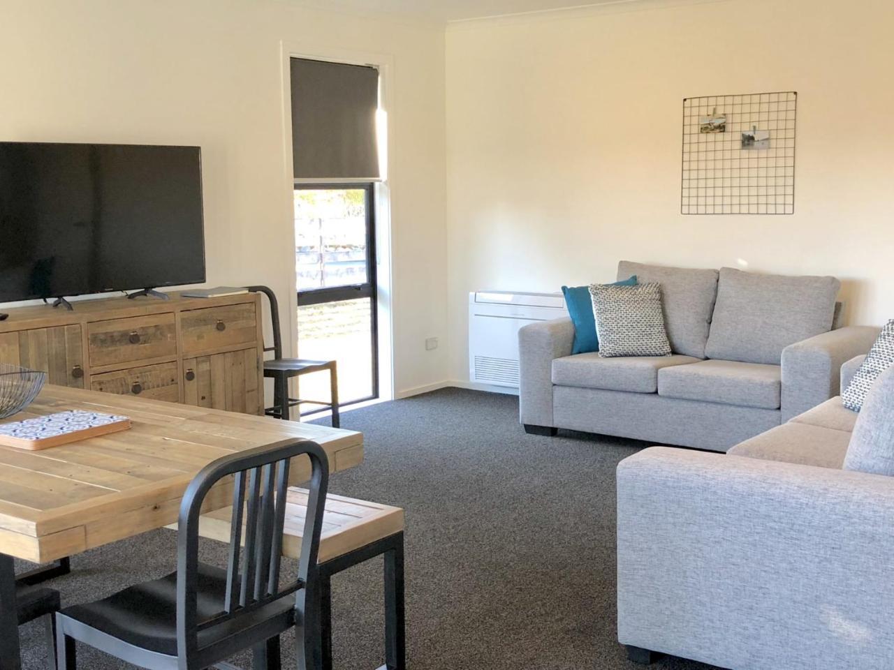 Townhouse Feel In Irishman Villa Twizel Eksteriør bilde
